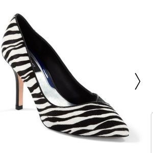 White House Black Market Zebra Ladylike Heel